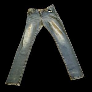 Stylish Women's Skinny Jeans in Faded Blue